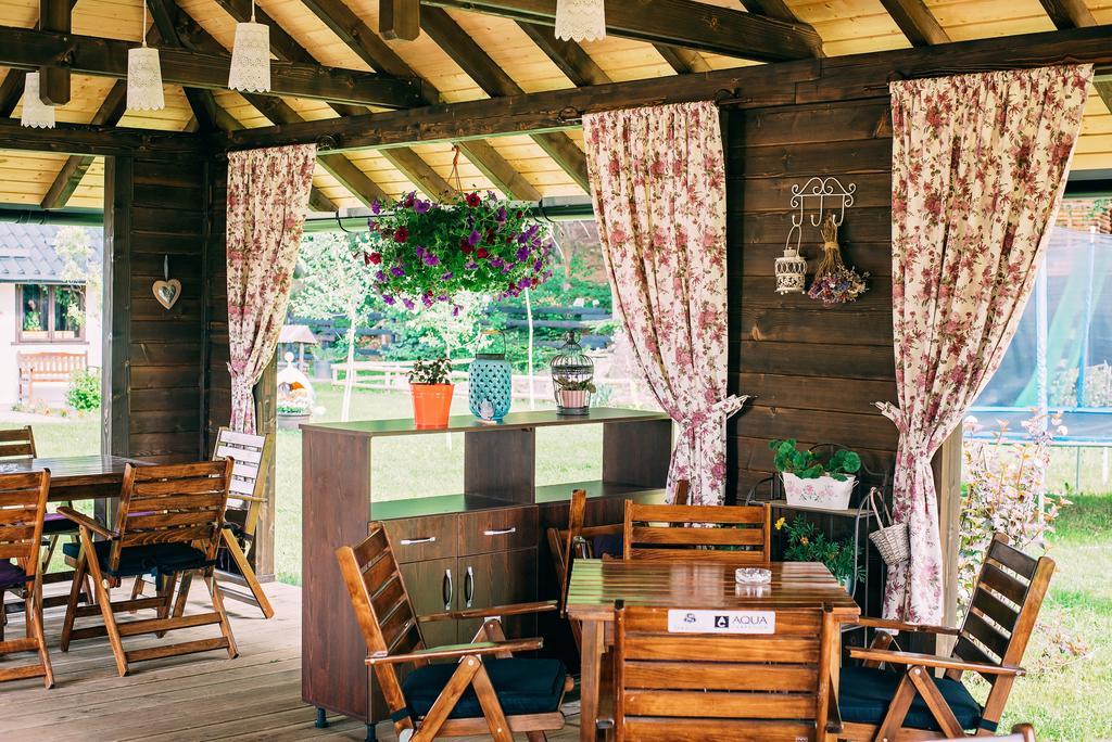 فندق جورا هومورولويفي  La Conac In Bucovina المظهر الخارجي الصورة
