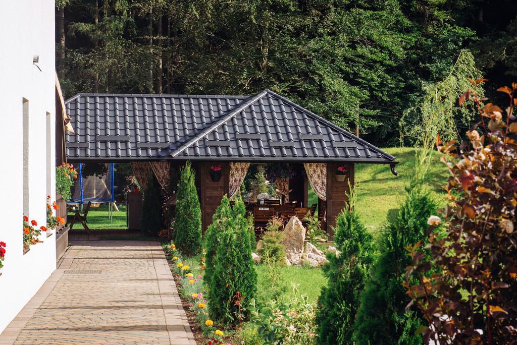 فندق جورا هومورولويفي  La Conac In Bucovina المظهر الخارجي الصورة